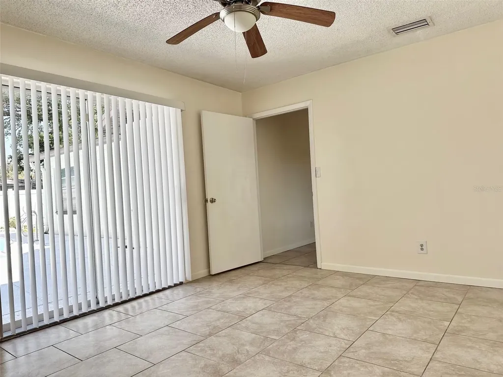 9099 108th Avenue Seminole FL 33777