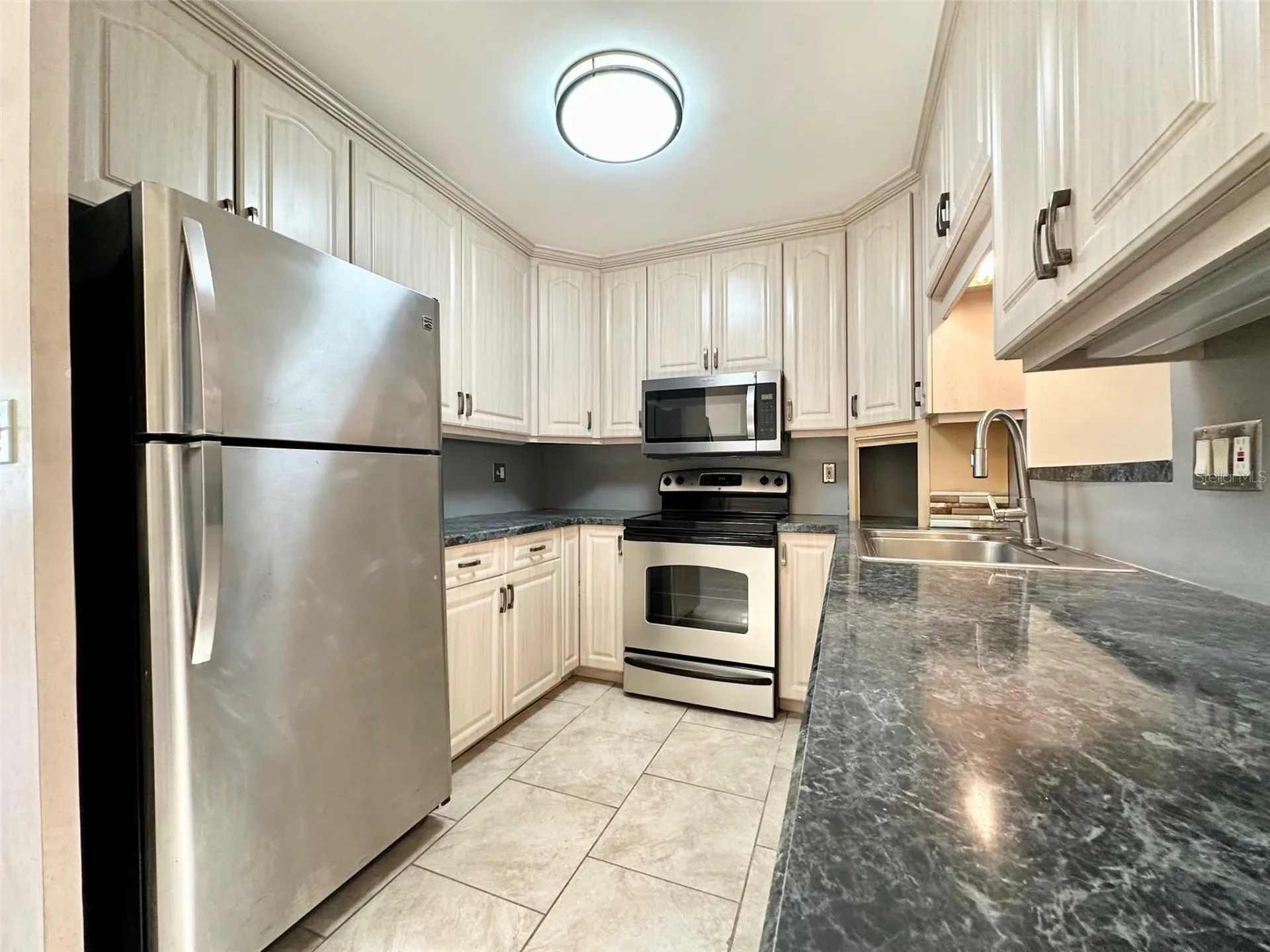 9099 108th Avenue Seminole FL 33777
