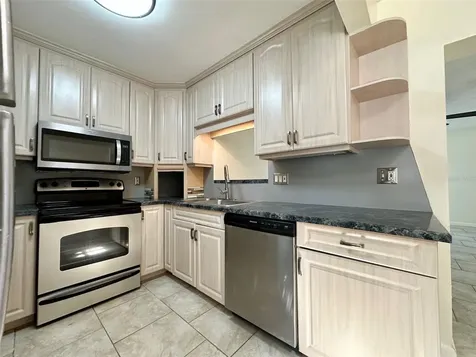 9099 108th Avenue Seminole FL 33777