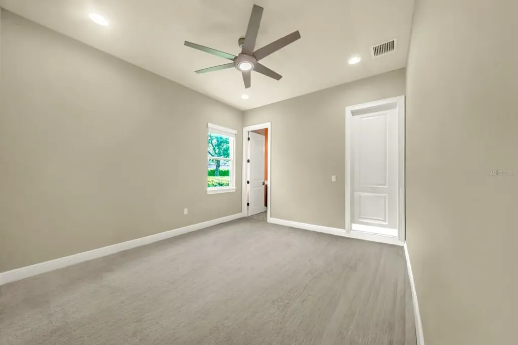 300 Lamberton Lane Deland FL 32724