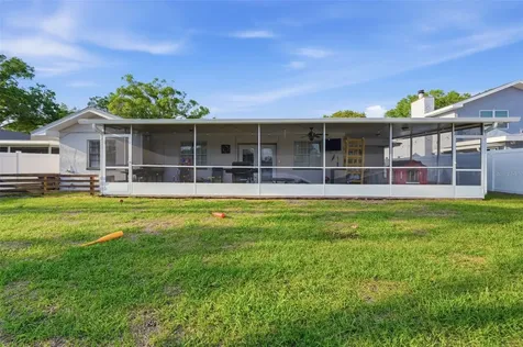 5520 Fulmar Drive Tampa FL 33625