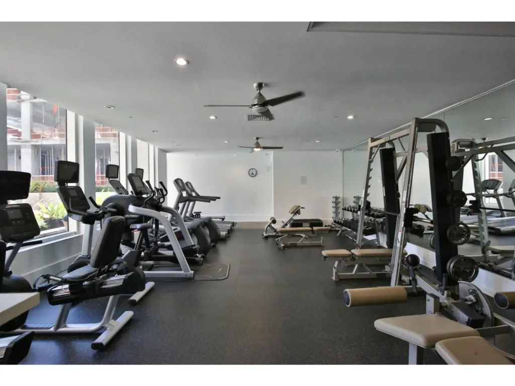 1350 Main Street Sarasota FL 34236