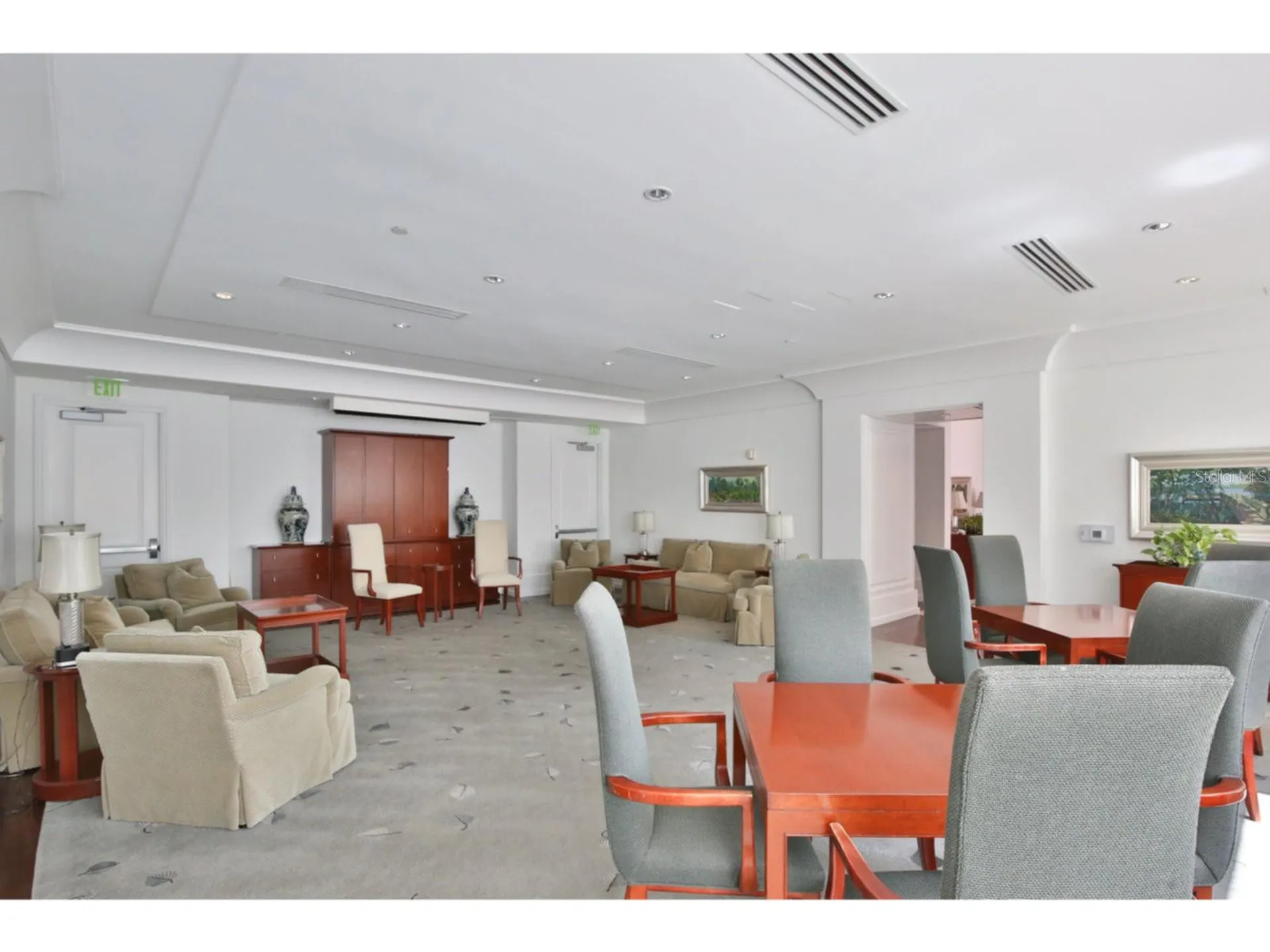 1350 Main Street Sarasota FL 34236