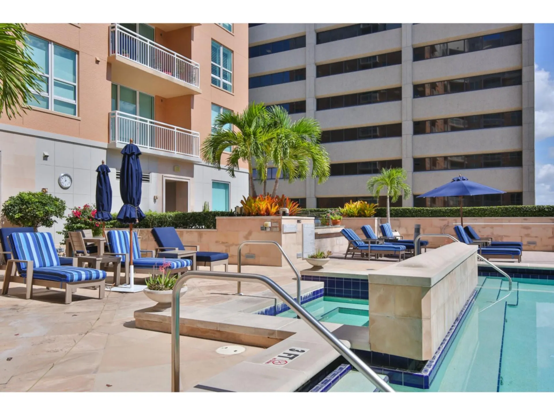1350 Main Street Sarasota FL 34236