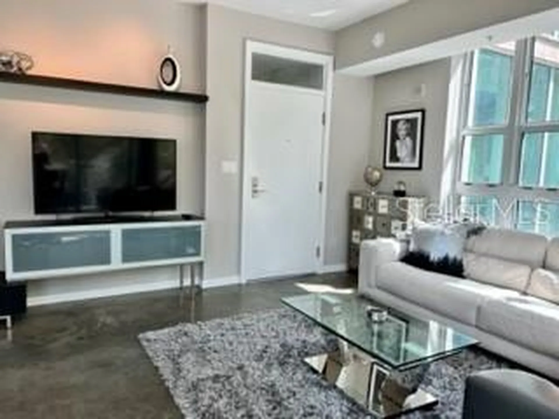 1350 Main Street Sarasota FL 34236