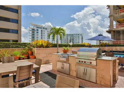 1350 Main Street Sarasota FL 34236