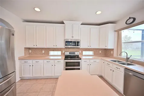 4646 Pointe O Woods Drive Wesley Chapel FL 33543