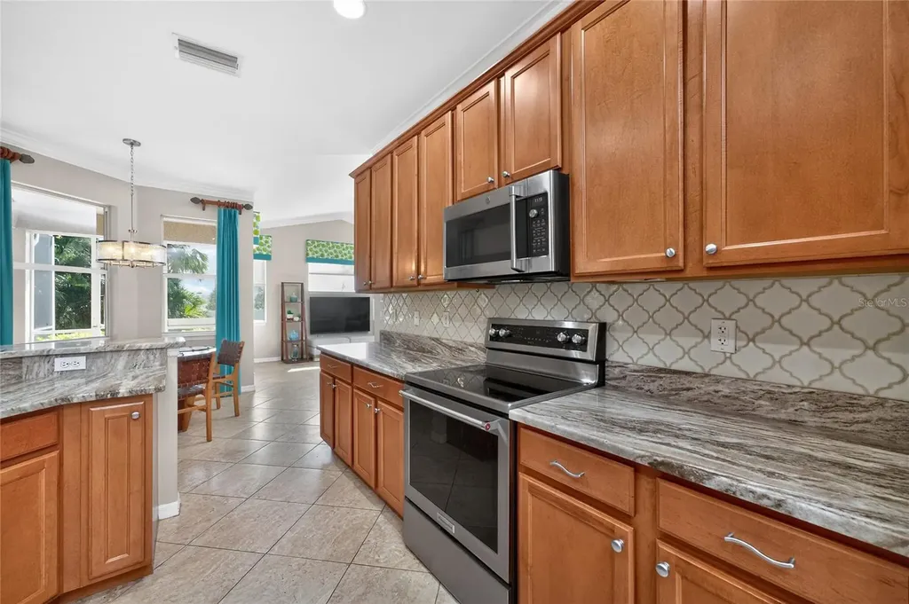 872 Clear Lake Drive Englewood FL 34223