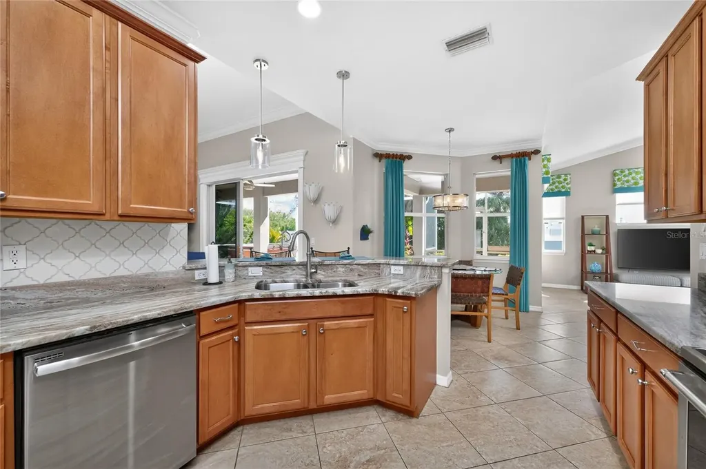 872 Clear Lake Drive Englewood FL 34223