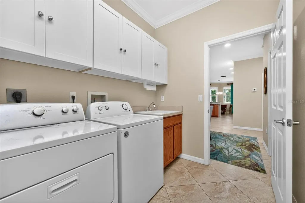 872 Clear Lake Drive Englewood FL 34223