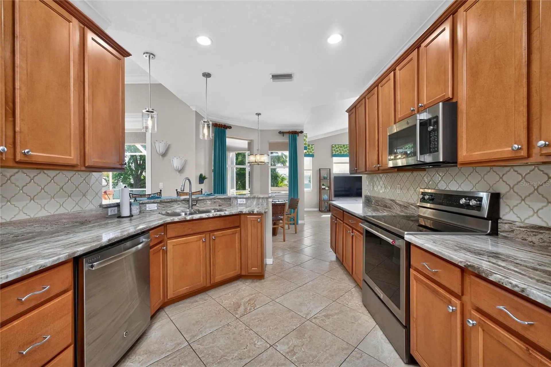 872 Clear Lake Drive Englewood FL 34223