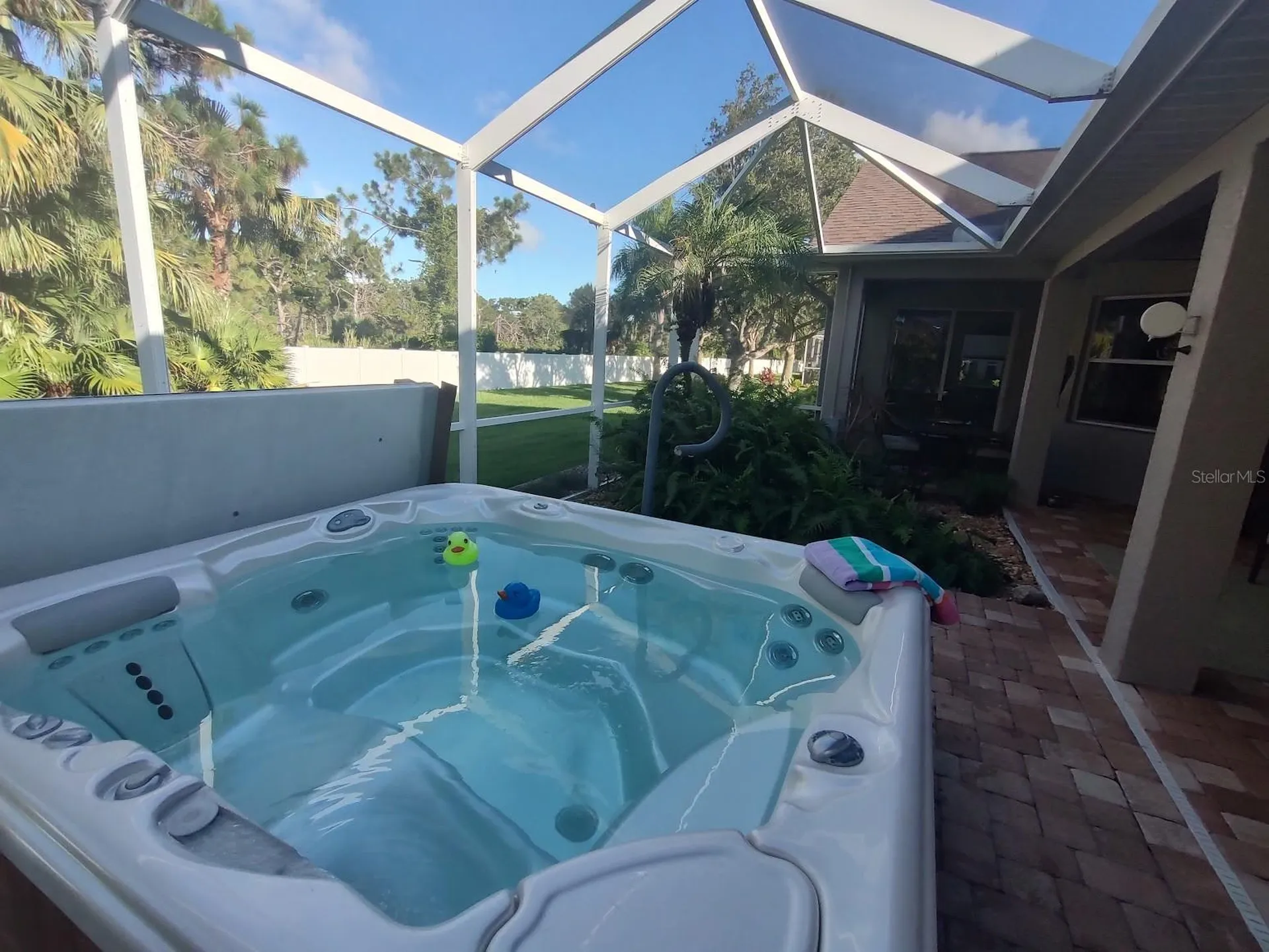 872 Clear Lake Drive Englewood FL 34223
