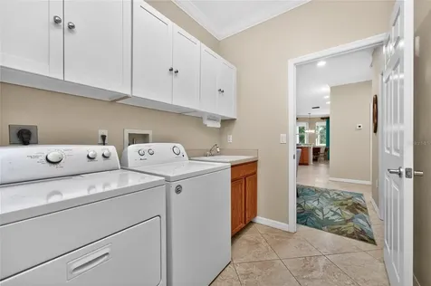 872 Clear Lake Drive Englewood FL 34223