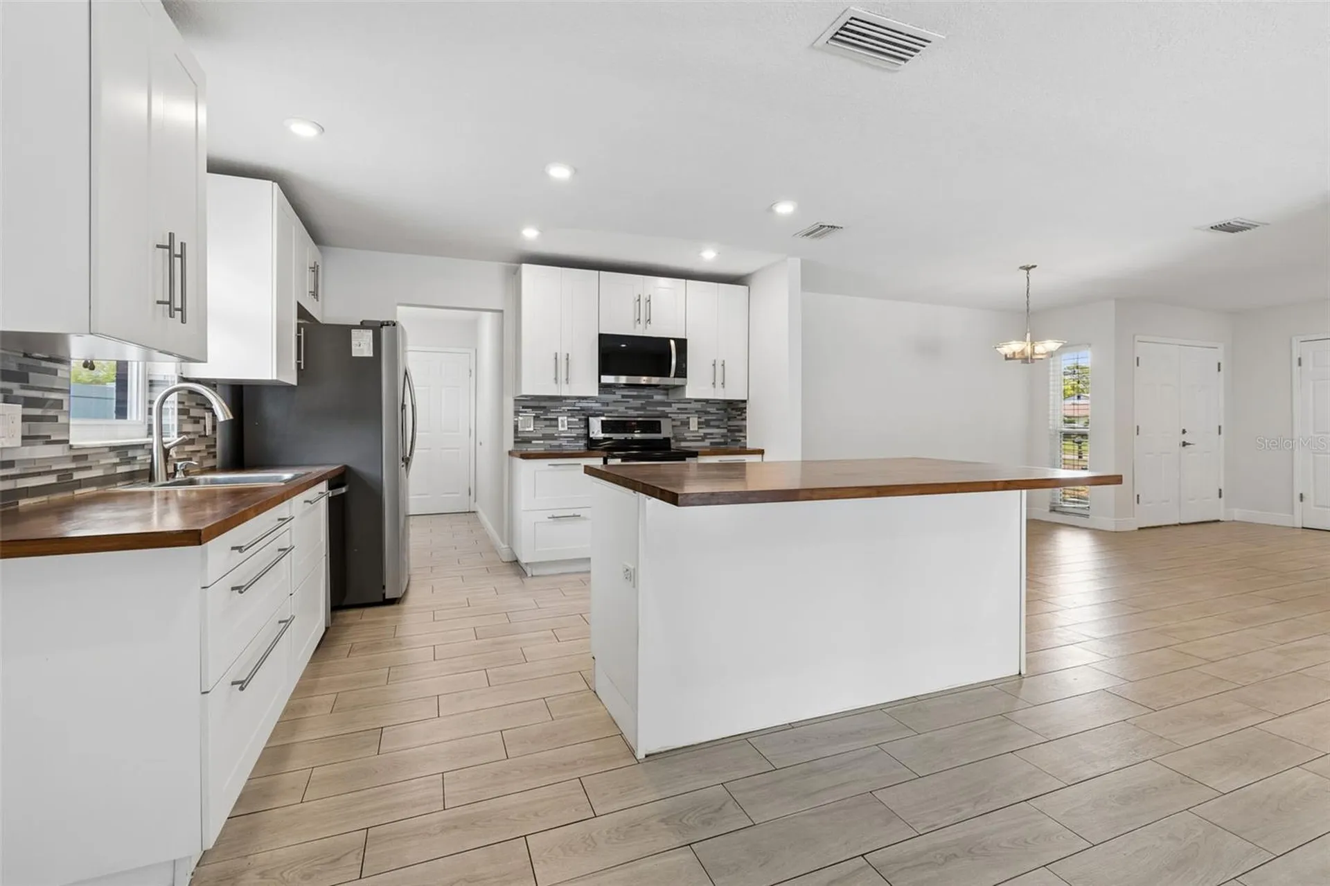 4710 Southbreeze Drive Tampa FL 33624