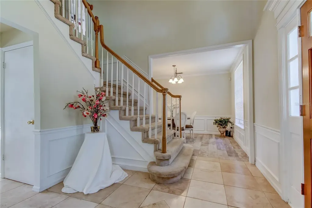 9401 Woodbay Drive Tampa FL 33626