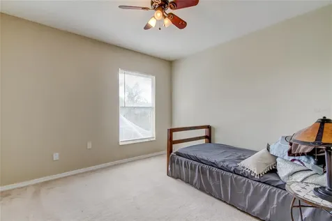 9401 Woodbay Drive Tampa FL 33626