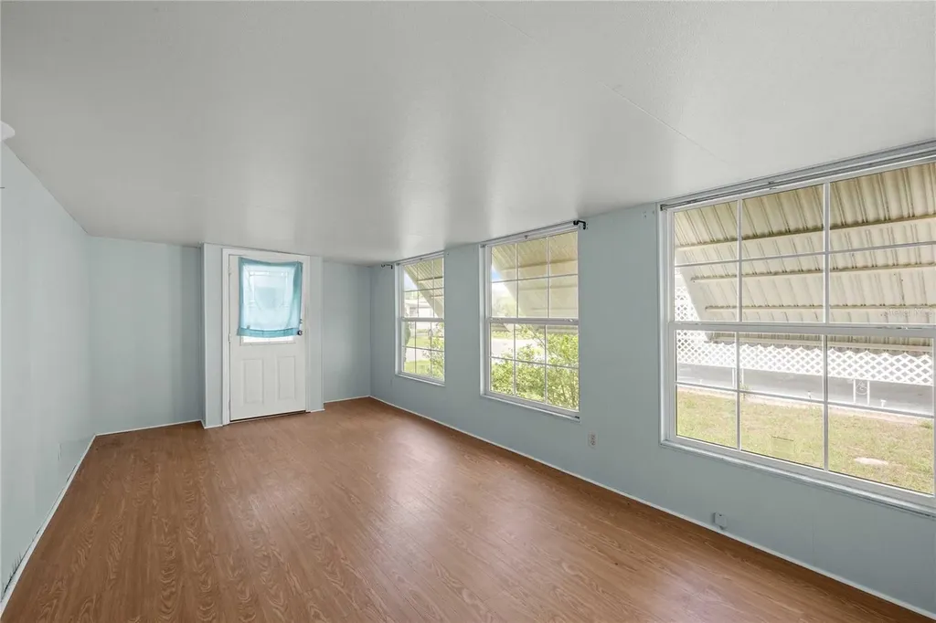 36941 Beth Avenue Zephyrhills FL 33542