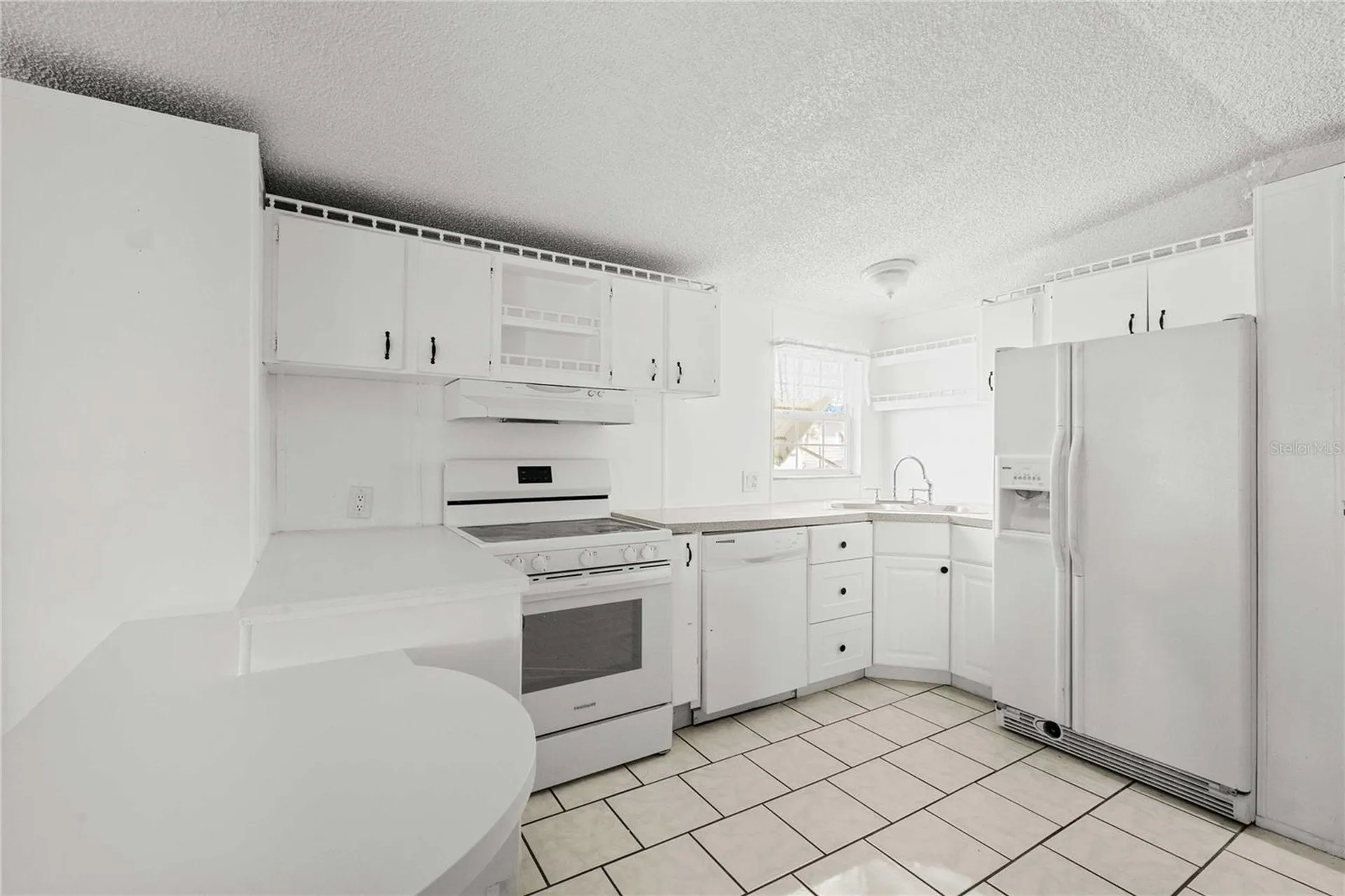 36941 Beth Avenue Zephyrhills FL 33542