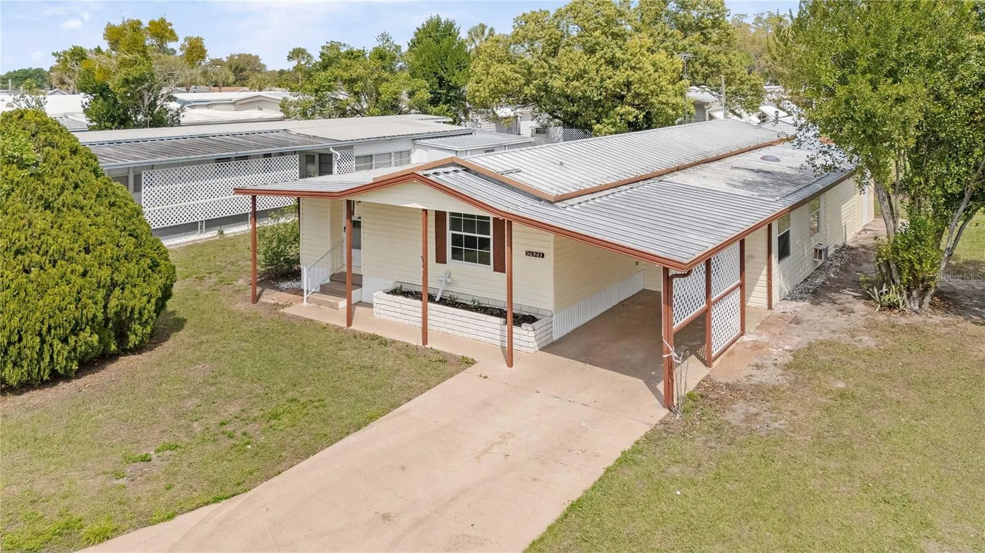 36941 Beth Avenue Zephyrhills FL 33542