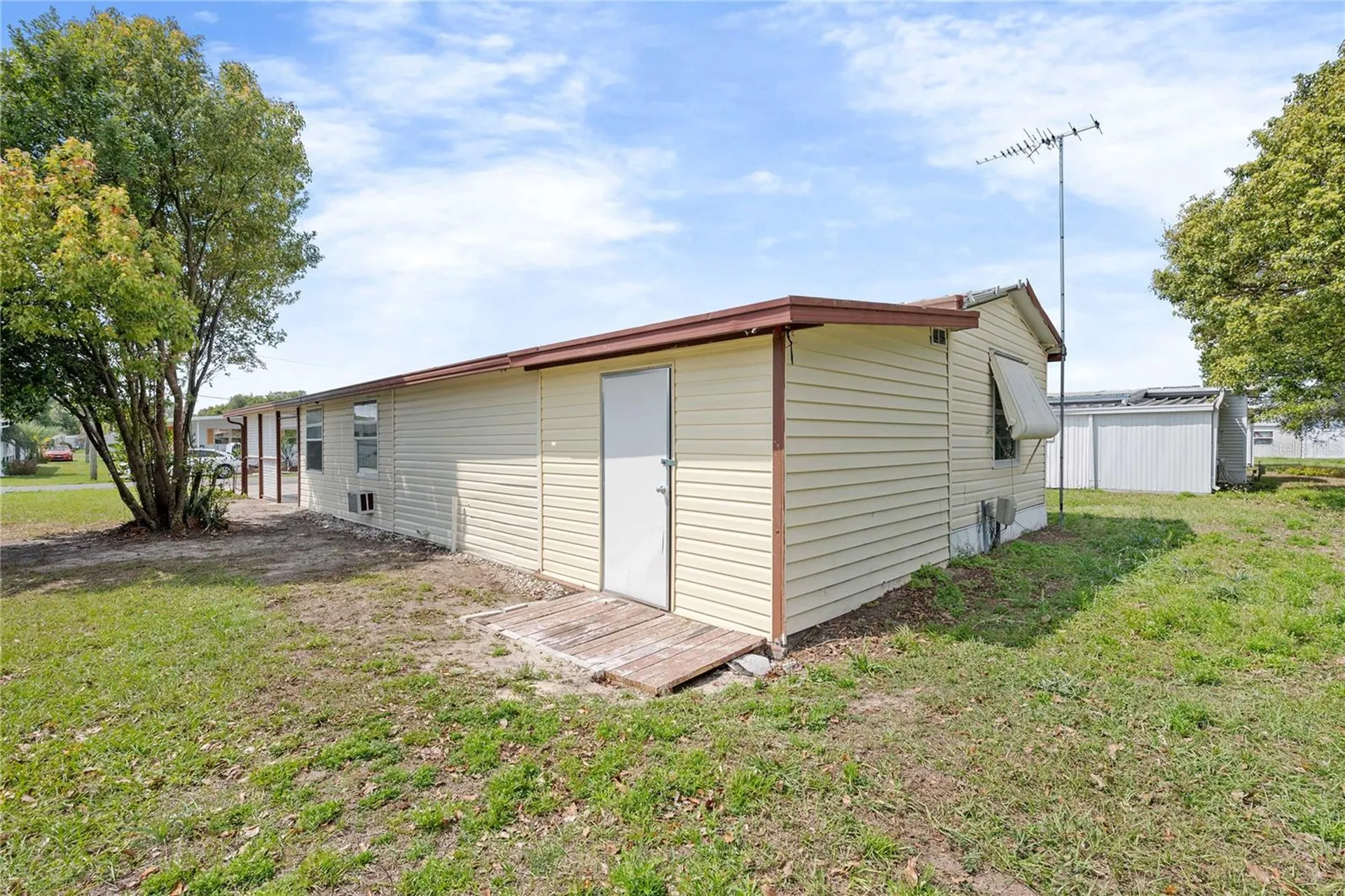 36941 Beth Avenue Zephyrhills FL 33542