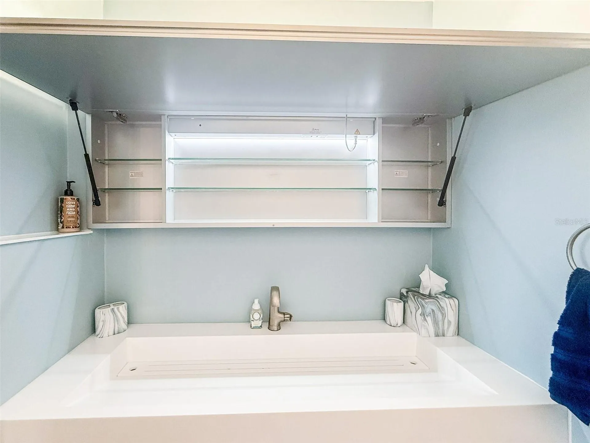 845 Benjamin Franklin Drive Sarasota FL 34236