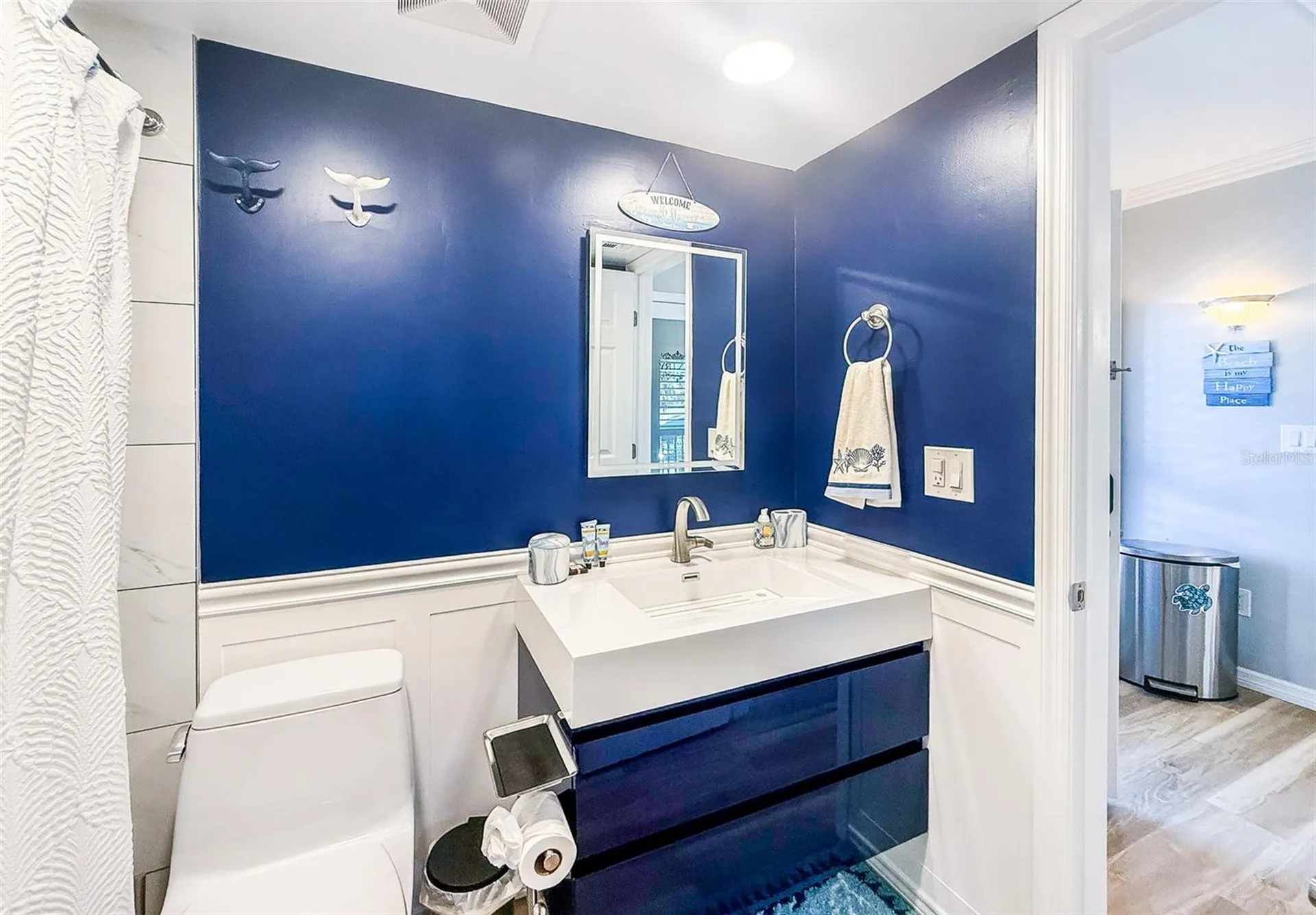 845 Benjamin Franklin Drive Sarasota FL 34236