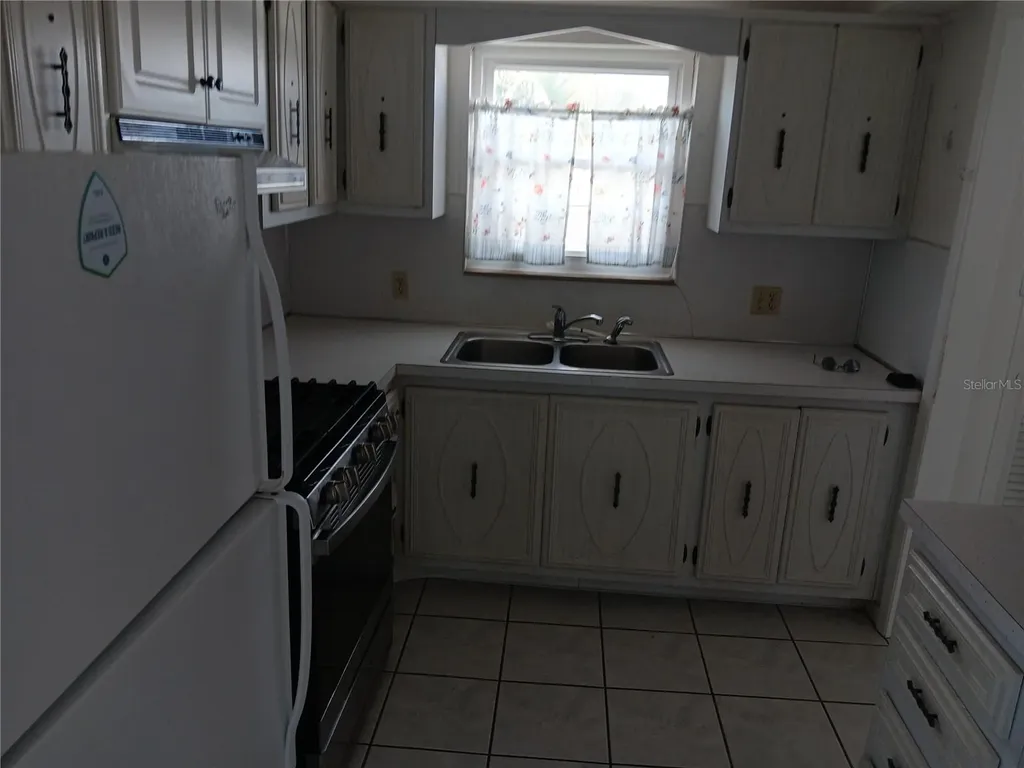 5287 81 St Street N St Petersburg FL 33709