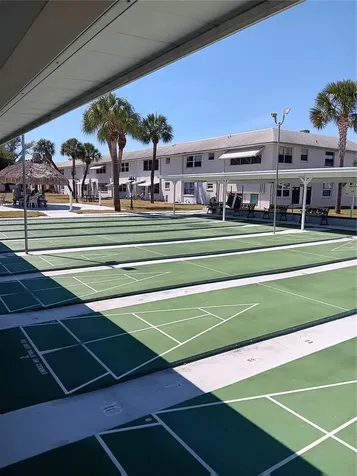 5287 81 St Street N St Petersburg FL 33709