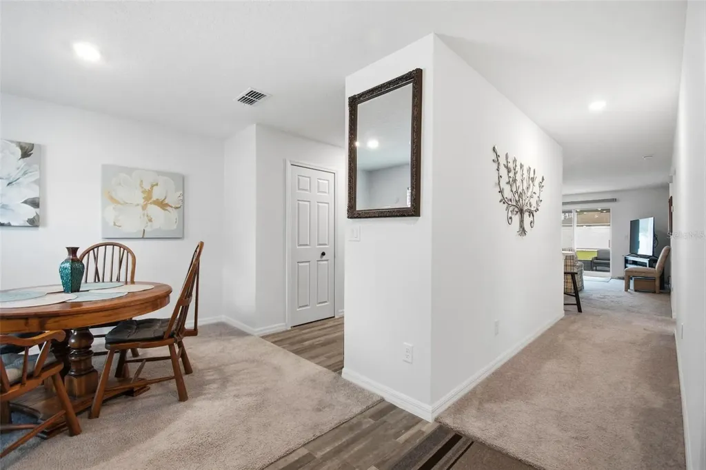 8 Post Oak Lane Palm Coast FL 32164