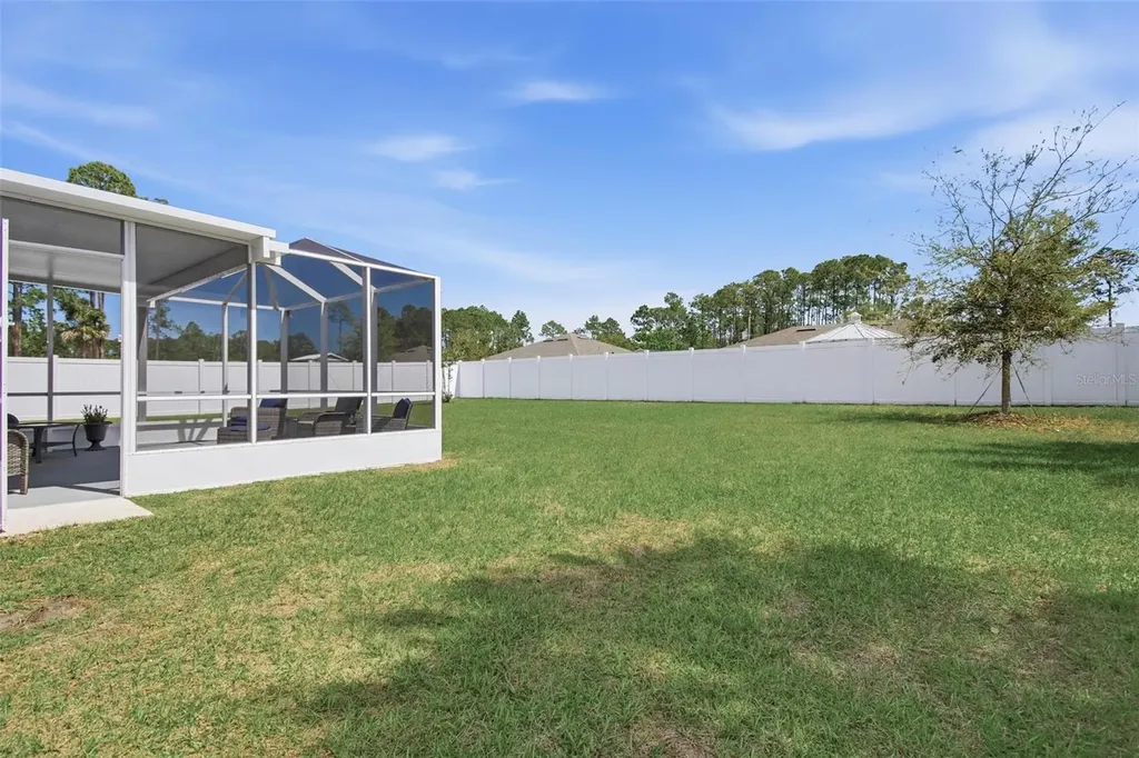8 Post Oak Lane Palm Coast FL 32164