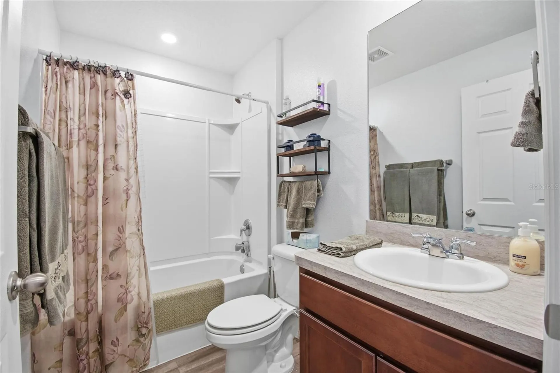 8 Post Oak Lane Palm Coast FL 32164