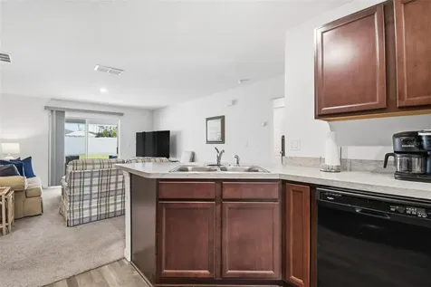 8 Post Oak Lane Palm Coast FL 32164
