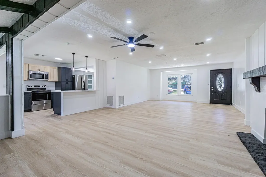 8807 Overlook Drive Wesley Chapel FL 33545