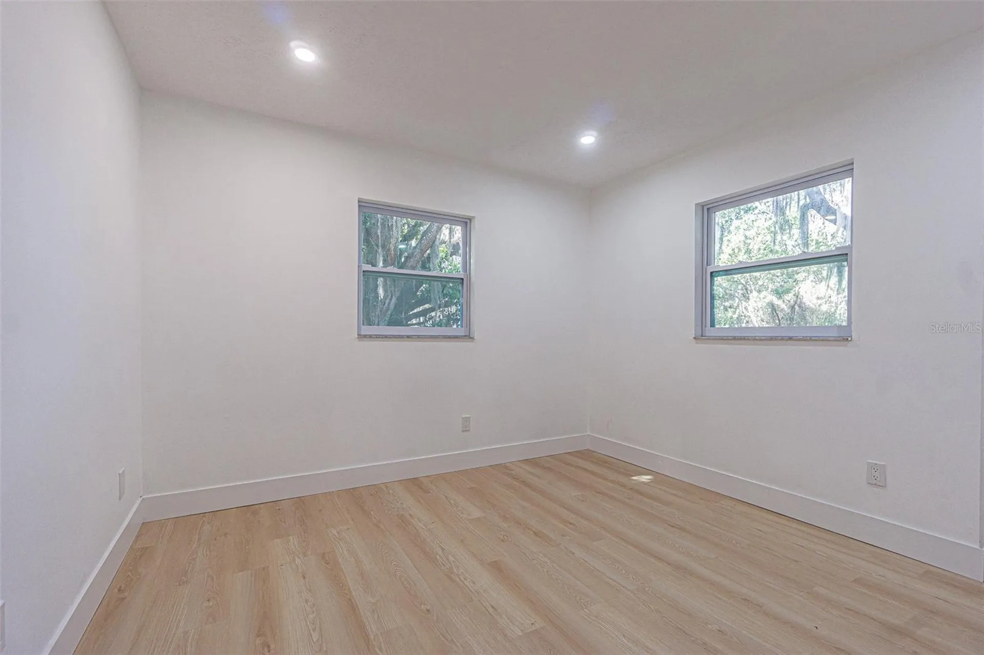 8807 Overlook Drive Wesley Chapel FL 33545