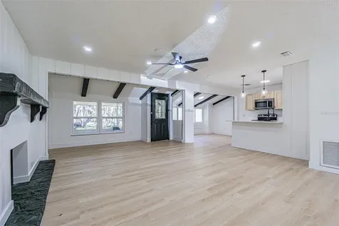 8807 Overlook Drive Wesley Chapel FL 33545