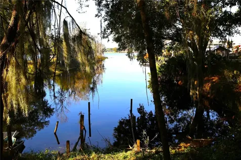 8807 Overlook Drive Wesley Chapel FL 33545