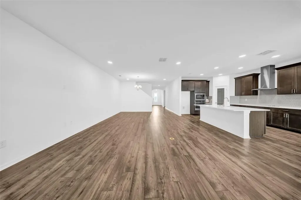 5841 Riverston Avenue Wesley Chapel FL 33545