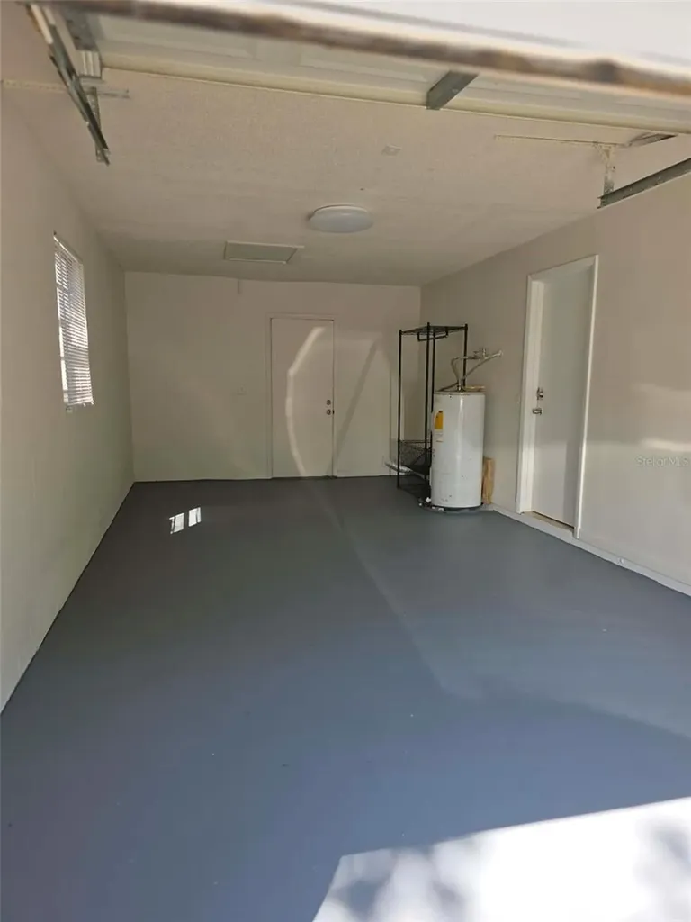 10410 N Ojus Drive Tampa FL 33617