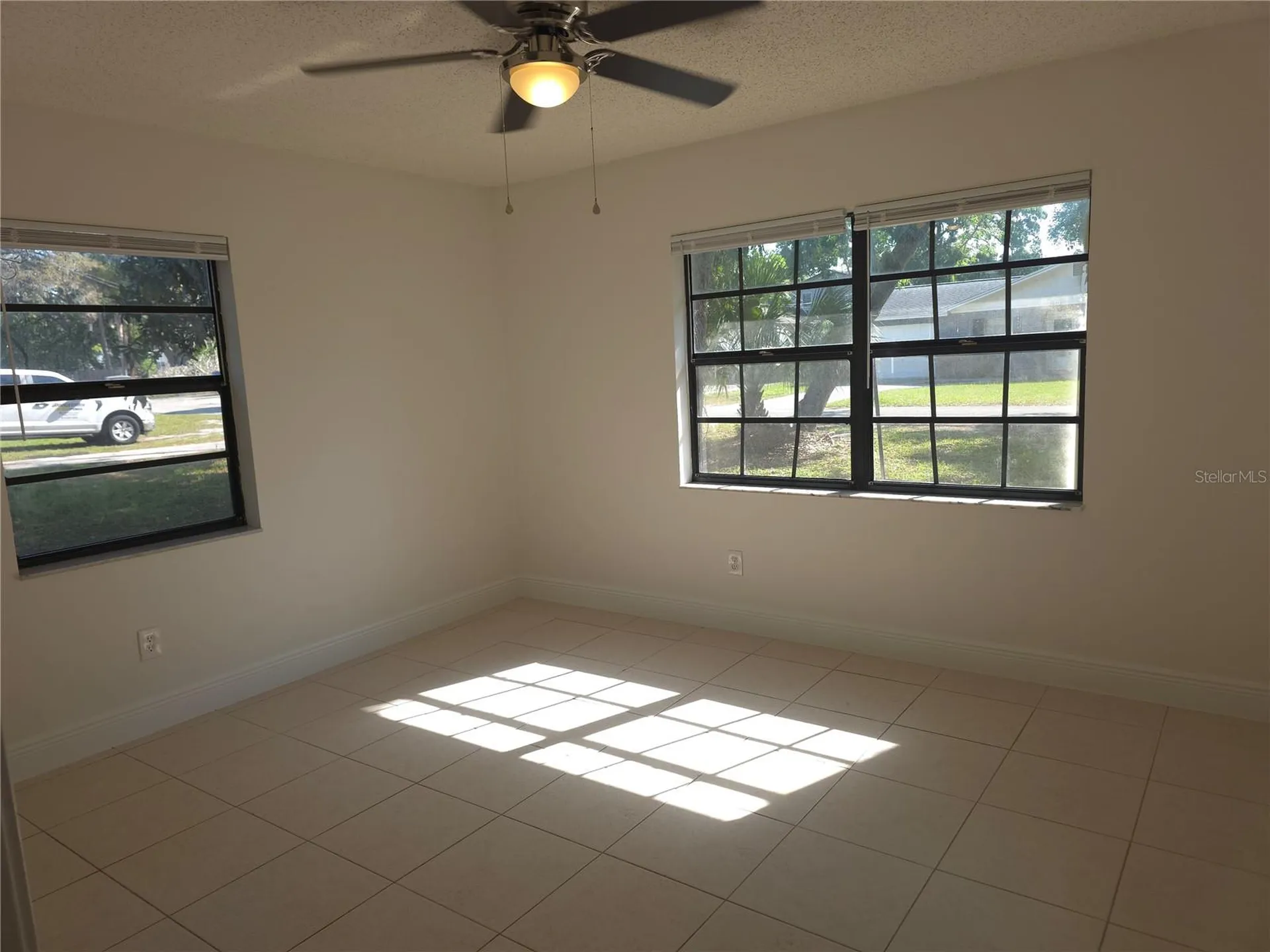 10410 N Ojus Drive Tampa FL 33617