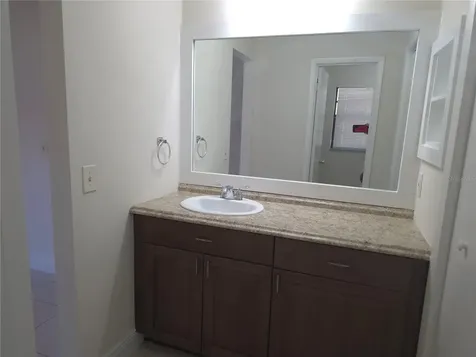 10410 N Ojus Drive Tampa FL 33617