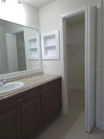 10410 N Ojus Drive Tampa FL 33617