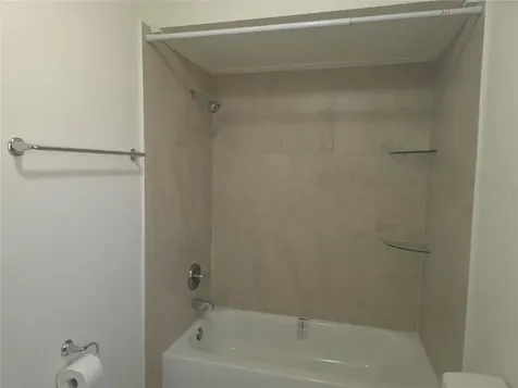 10410 N Ojus Drive Tampa FL 33617