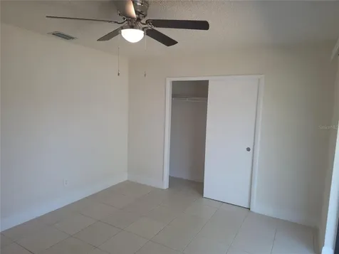 10410 N Ojus Drive Tampa FL 33617