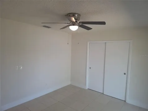 10410 N Ojus Drive Tampa FL 33617