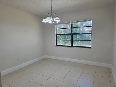 10410 N Ojus Drive Tampa FL 33617