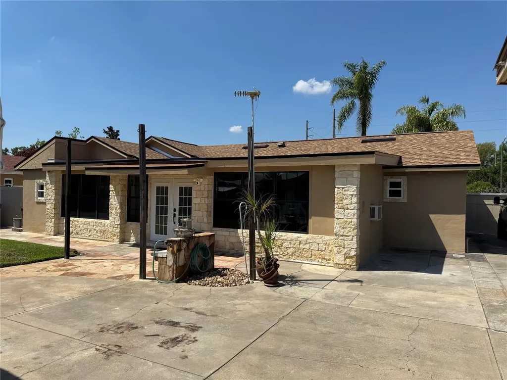 1833 Matterhorn Drive Orlando FL 32818