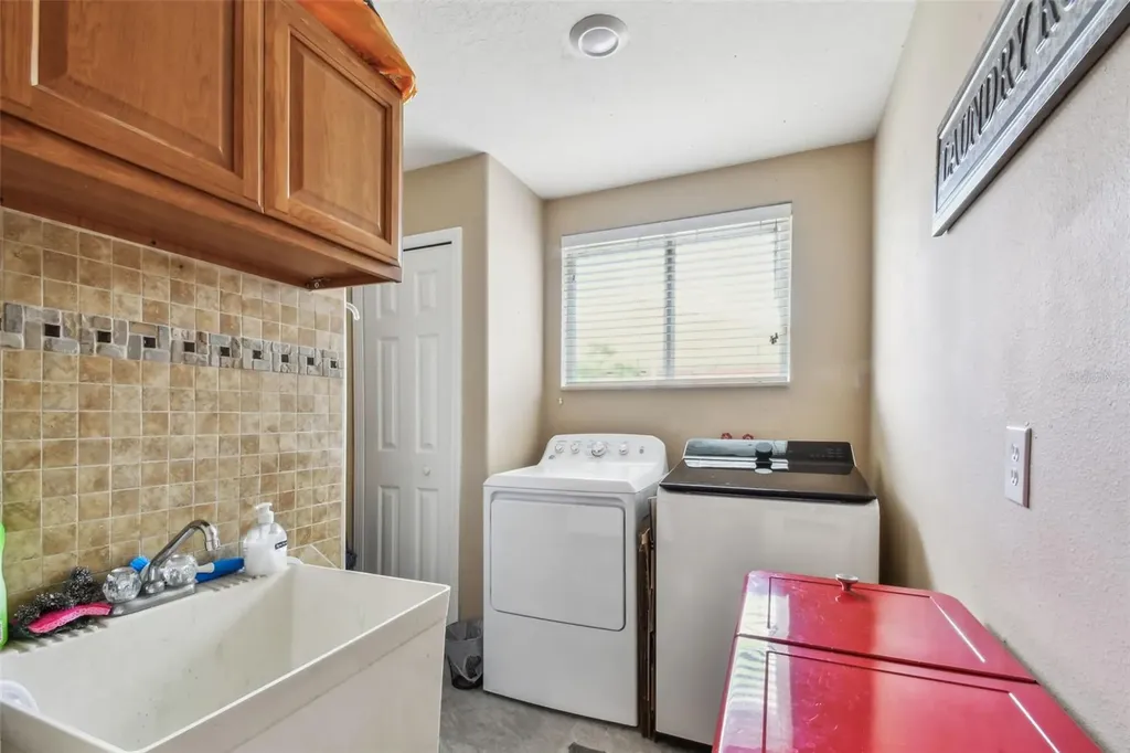 12915 Carlington Lane Riverview FL 33579