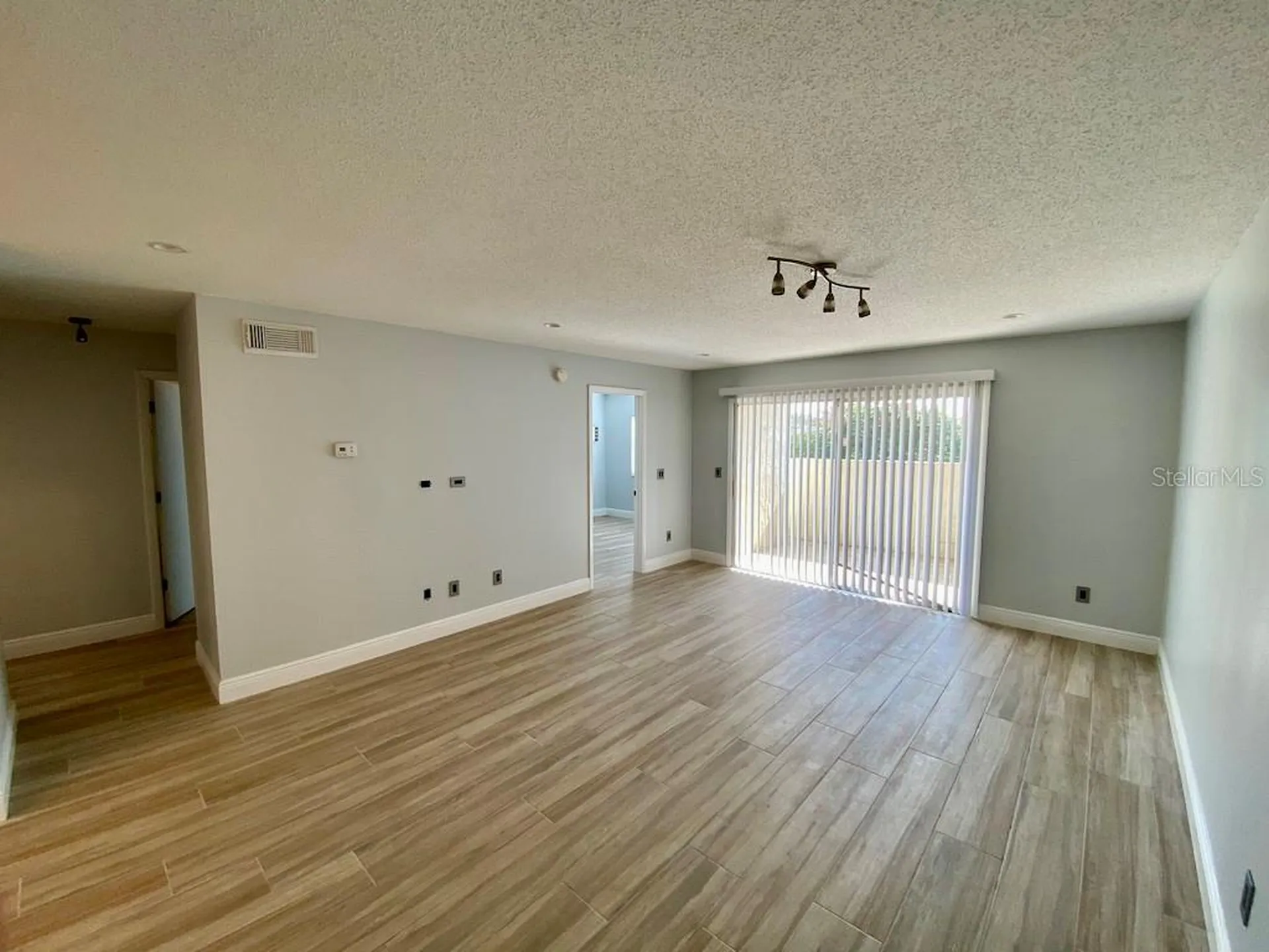6126 Curry Ford Road Orlando FL 32822