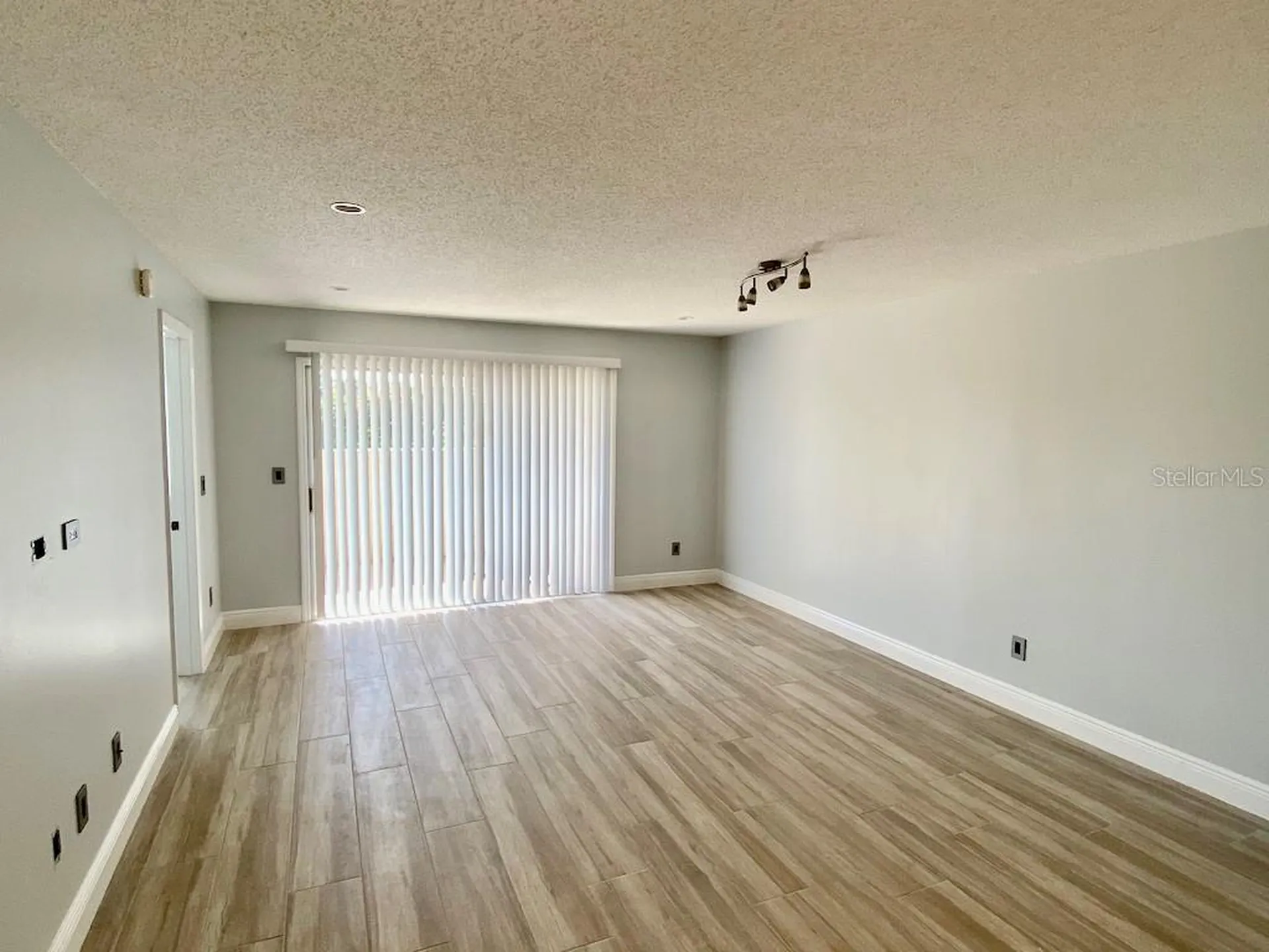 6126 Curry Ford Road Orlando FL 32822