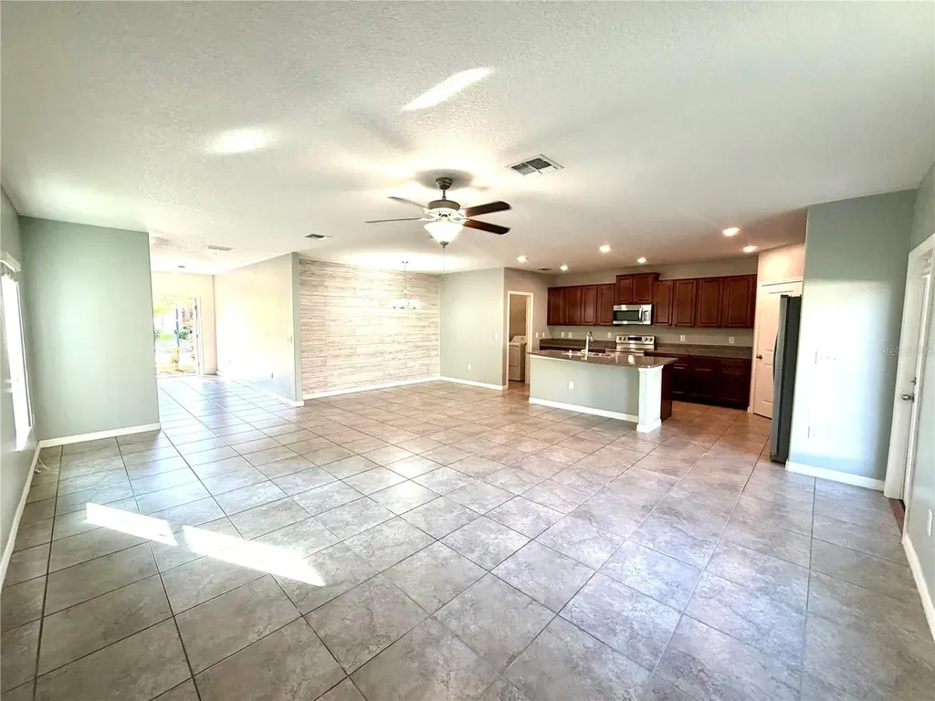 6821 Blue Moon Way Sun City Center FL 33573
